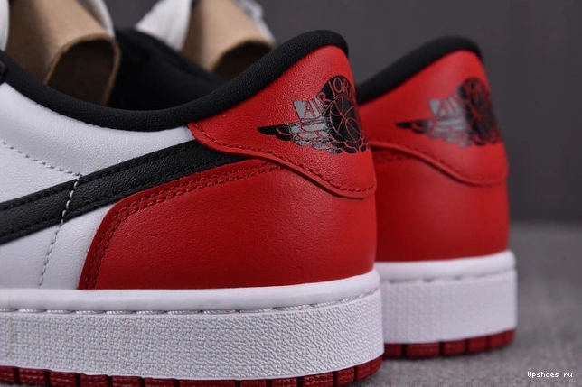 1 Black Low Jordan 553560-116 (GS) Toe 0223